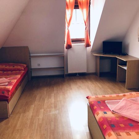 Penzion Pramen Háromszlécs Kültér fotó
